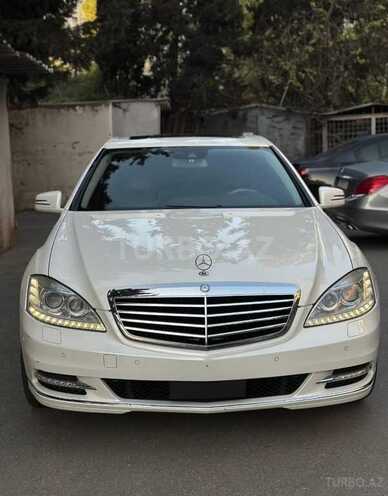Mercedes S 350 2011, 137,400 km - 3.5 l - Bakı