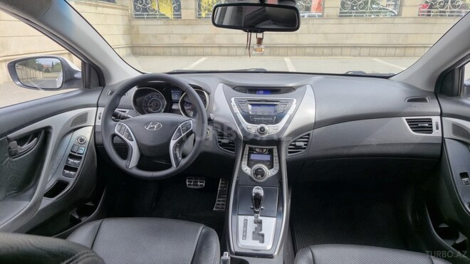 Hyundai Elantra 2011, 256,000 km - 1.8 l - Bakı