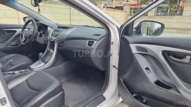 Hyundai Elantra 2011, 256,000 km - 1.8 l - Bakı