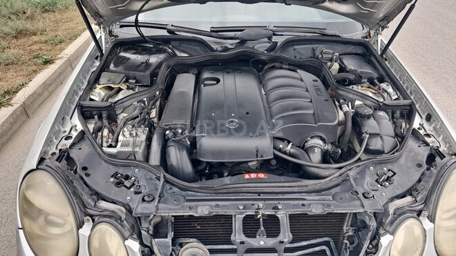 Mercedes E 200 2004, 483,000 km - 2.2 l - Sumqayıt