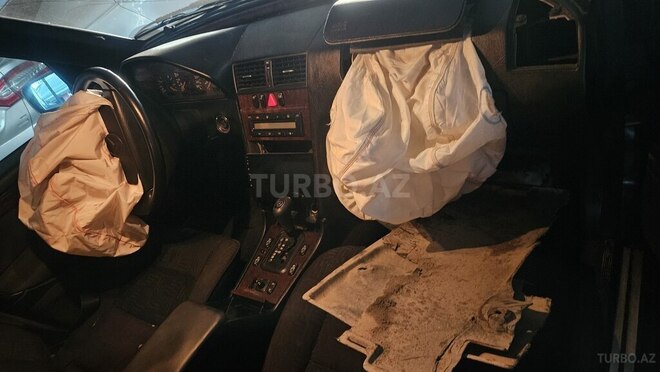 Mercedes C 240 1997, 500,000 km - 2.4 l - İmişli