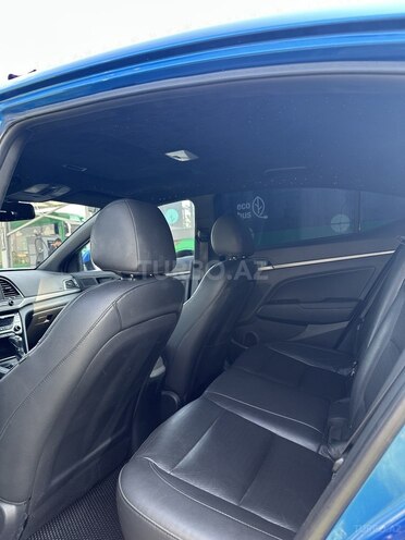 Hyundai Elantra 2016, 178,000 km - 2.0 l - Bakı