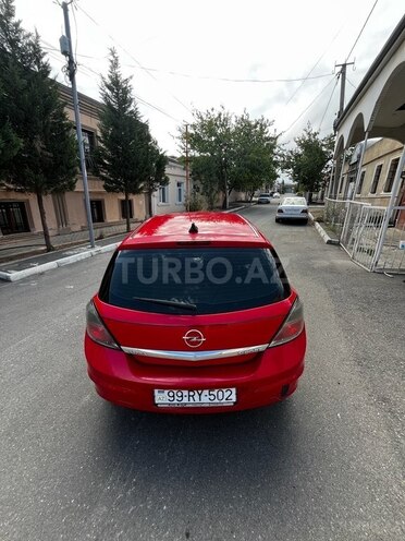 Opel Astra 2009, 396,000 km - 1.4 л - Gəncə