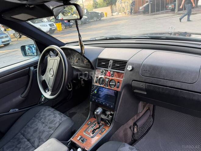 Mercedes C 180 1999, 352,000 km - 1.8 л - Gəncə