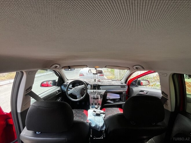 Opel Astra 2009, 396,000 km - 1.4 л - Gəncə