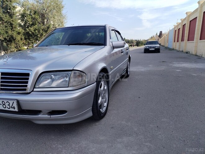 Mercedes C 200 1999, 295,000 km - 2.0 l - Sumqayıt