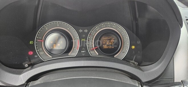 Toyota Auris 2011, 260,000 km - 1.4 л - Masallı