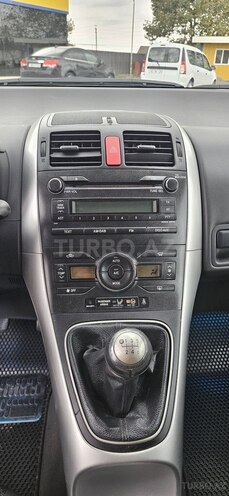 Toyota Auris 2011, 260,000 km - 1.4 л - Masallı
