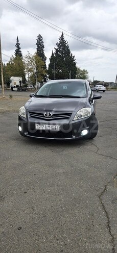 Toyota Auris 2011, 260,000 km - 1.4 л - Masallı