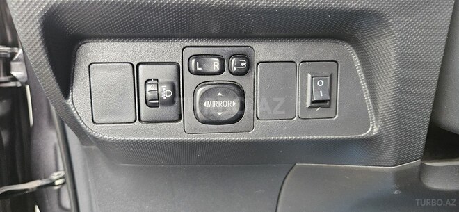 Toyota Auris 2011, 260,000 km - 1.4 л - Masallı