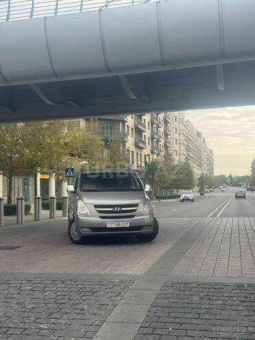 Hyundai H-1 2011, 500,000 km - 2.5 l - Bakı