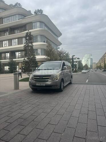 Hyundai H-1 2011, 500,000 km - 2.5 l - Bakı