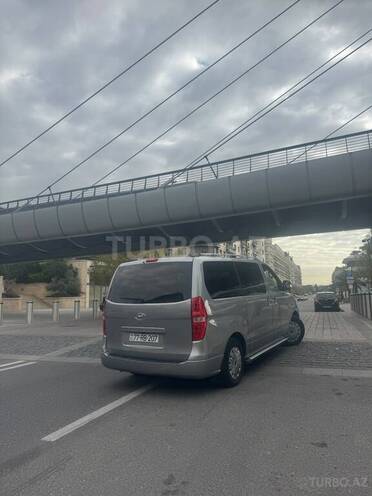 Hyundai H-1 2011, 500,000 km - 2.5 l - Bakı