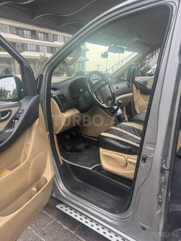 Hyundai H-1 2011, 500,000 km - 2.5 l - Bakı