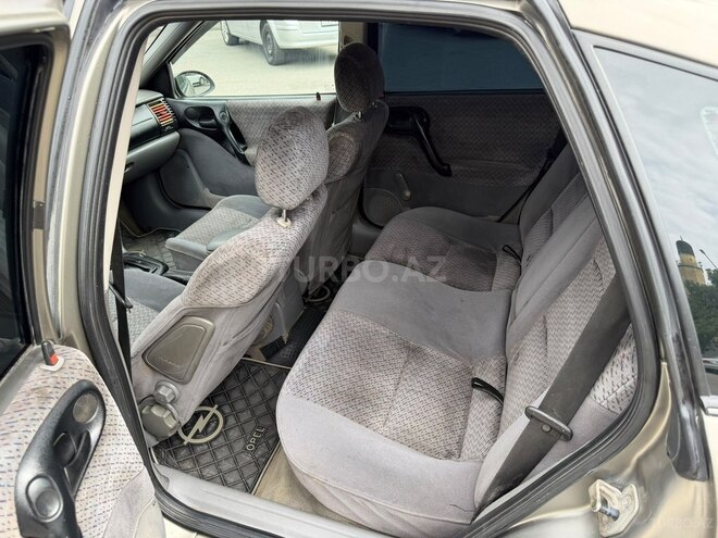 Opel Vectra 1998, 270,000 km - 1.8 l - Bakı
