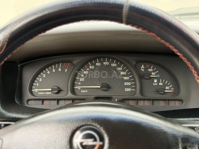 Opel Vectra 1998, 270,000 km - 1.8 l - Bakı