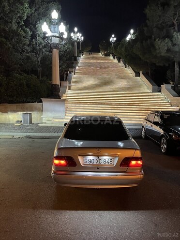 Mercedes E 200 2000, 398,000 km - 2.0 л - Bakı