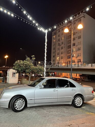 Mercedes E 200 2000, 398,000 km - 2.0 л - Bakı