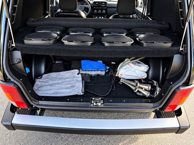 LADA (VAZ) Niva 2020, 10,900 km - 1.7 л - Bakı
