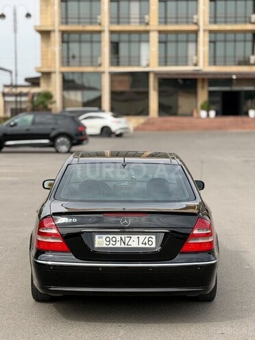 Mercedes E 320 2004, 330,125 km - 3.2 l - İmişli