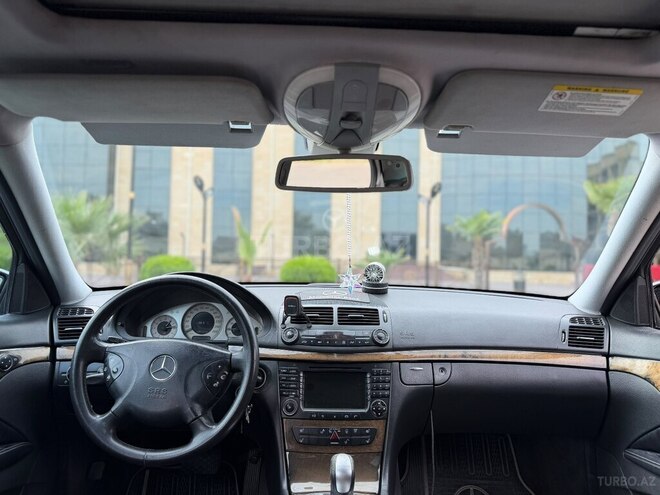 Mercedes E 320 2004, 330,125 km - 3.2 l - İmişli