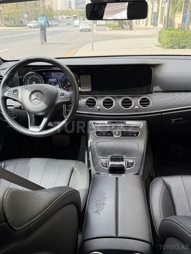 Mercedes E 300 2018, 180,331 km - 2.0 l - Bakı