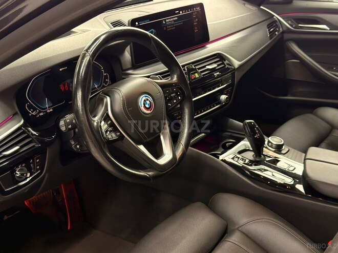 BMW 530e 2022, 64,000 km - 2.0 л - Bakı