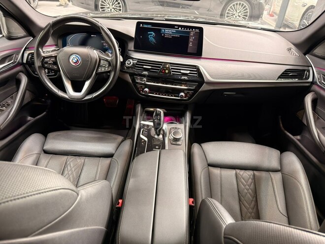 BMW 530e 2022, 64,000 km - 2.0 л - Bakı
