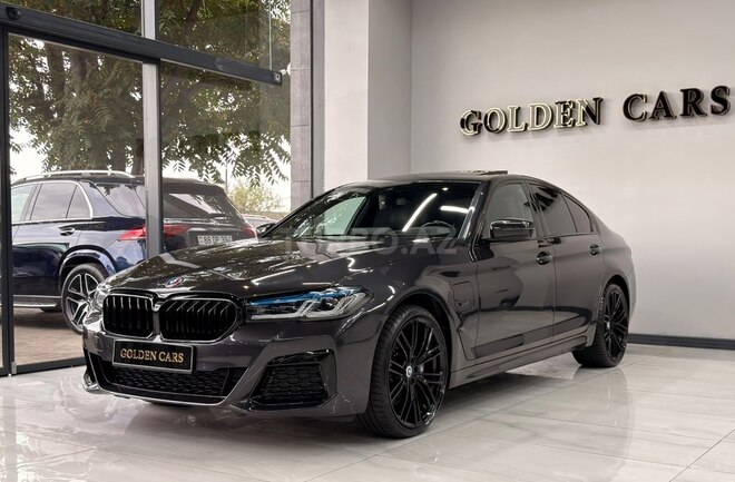 BMW 530e 2022, 64,000 km - 2.0 л - Bakı