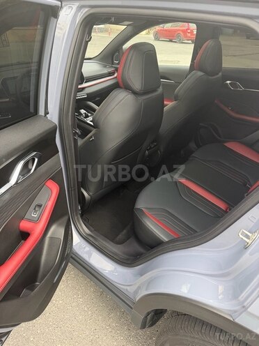 Geely Coolray 2025, 20,000 km - 1.5 l - Bakı