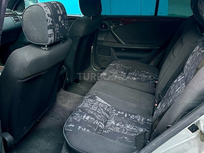 Mercedes E 220 1999, 373,000 km - 2.2 l - Sumqayıt