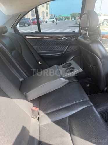 Mercedes C 240 2001, 265,900 km - 2.6 л - Bakı
