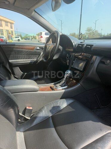Mercedes C 240 2001, 265,900 km - 2.6 л - Bakı