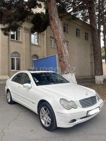 Mercedes C 240 2001, 265,900 km - 2.6 л - Bakı