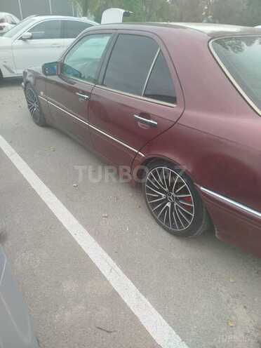 Mercedes C 240 1998, 330,000 km - 2.4 л - Bakı