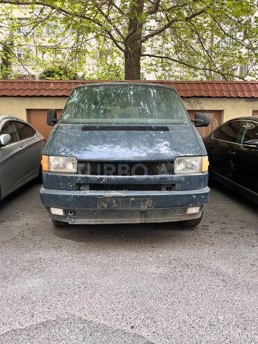 Volkswagen Caravelle 1996, 365,000 km - 2.5 l - Bakı