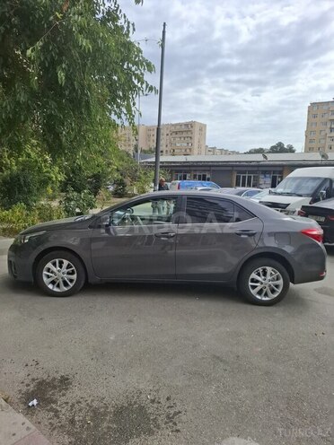 Toyota Corolla 2013, 176,700 km - 1.6 л - Bakı