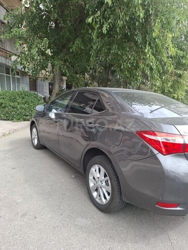 Toyota Corolla 2013, 176,700 km - 1.6 л - Bakı