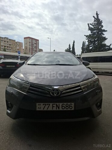 Toyota Corolla 2013, 176,700 km - 1.6 л - Bakı