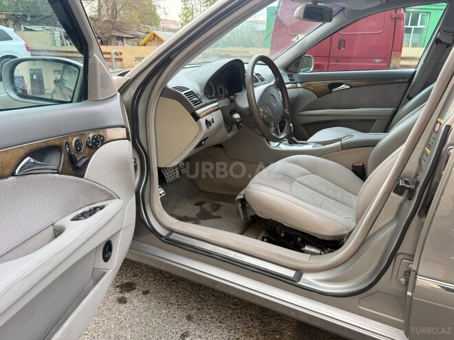 Mercedes E 270 2003, 350,000 km - 2.7 l - Sumqayıt