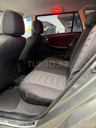 Toyota Corolla 2006, 286,500 km - 1.4 l - Sumqayıt