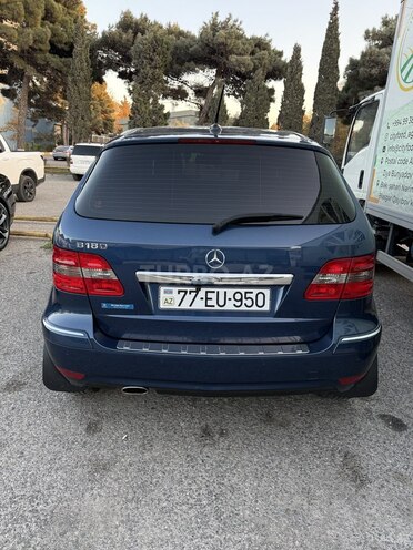 Mercedes B 170 2011, 83,000 km - 1.7 l - Bakı
