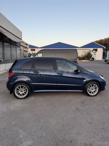 Mercedes B 170 2011, 83,000 km - 1.7 l - Bakı