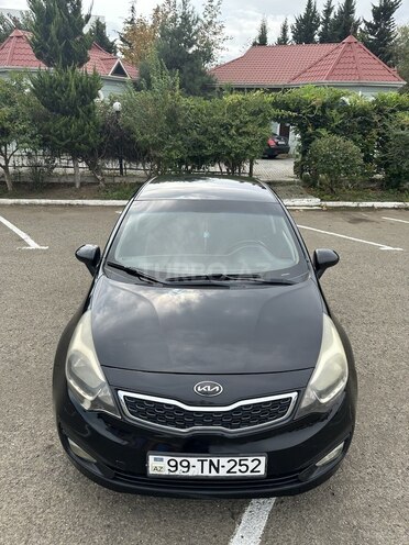 Kia Rio 2013, 252,435 km - 1.4 л - Lənkəran