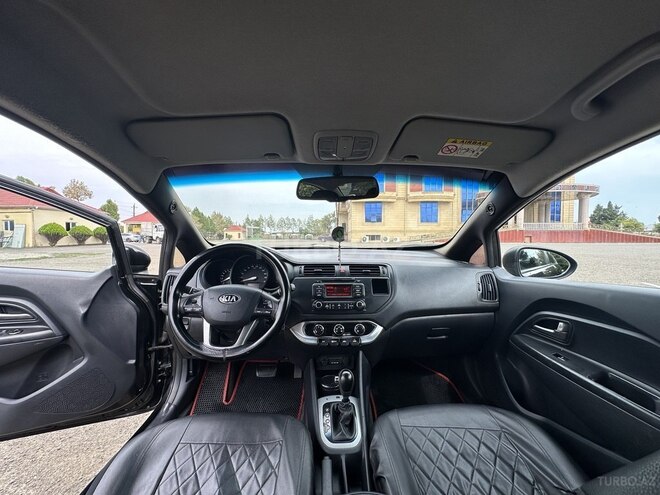 Kia Rio 2013, 252,435 km - 1.4 л - Lənkəran
