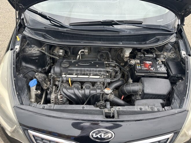 Kia Rio 2013, 252,435 km - 1.4 л - Lənkəran