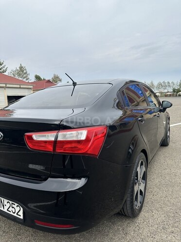 Kia Rio 2013, 252,435 km - 1.4 л - Lənkəran