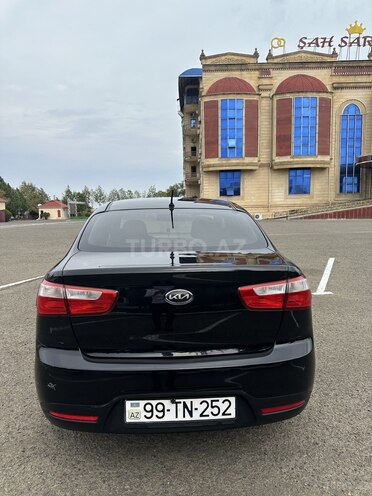 Kia Rio 2013, 252,435 km - 1.4 л - Lənkəran