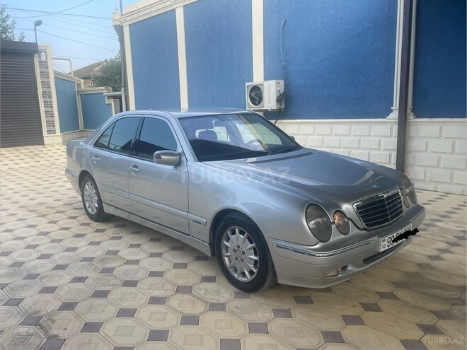 Mercedes E 220 2000, 500,086 km - 2.2 л - Goranboy