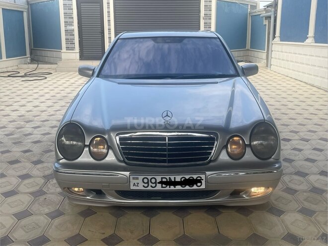 Mercedes E 220 2000, 500,086 km - 2.2 л - Goranboy